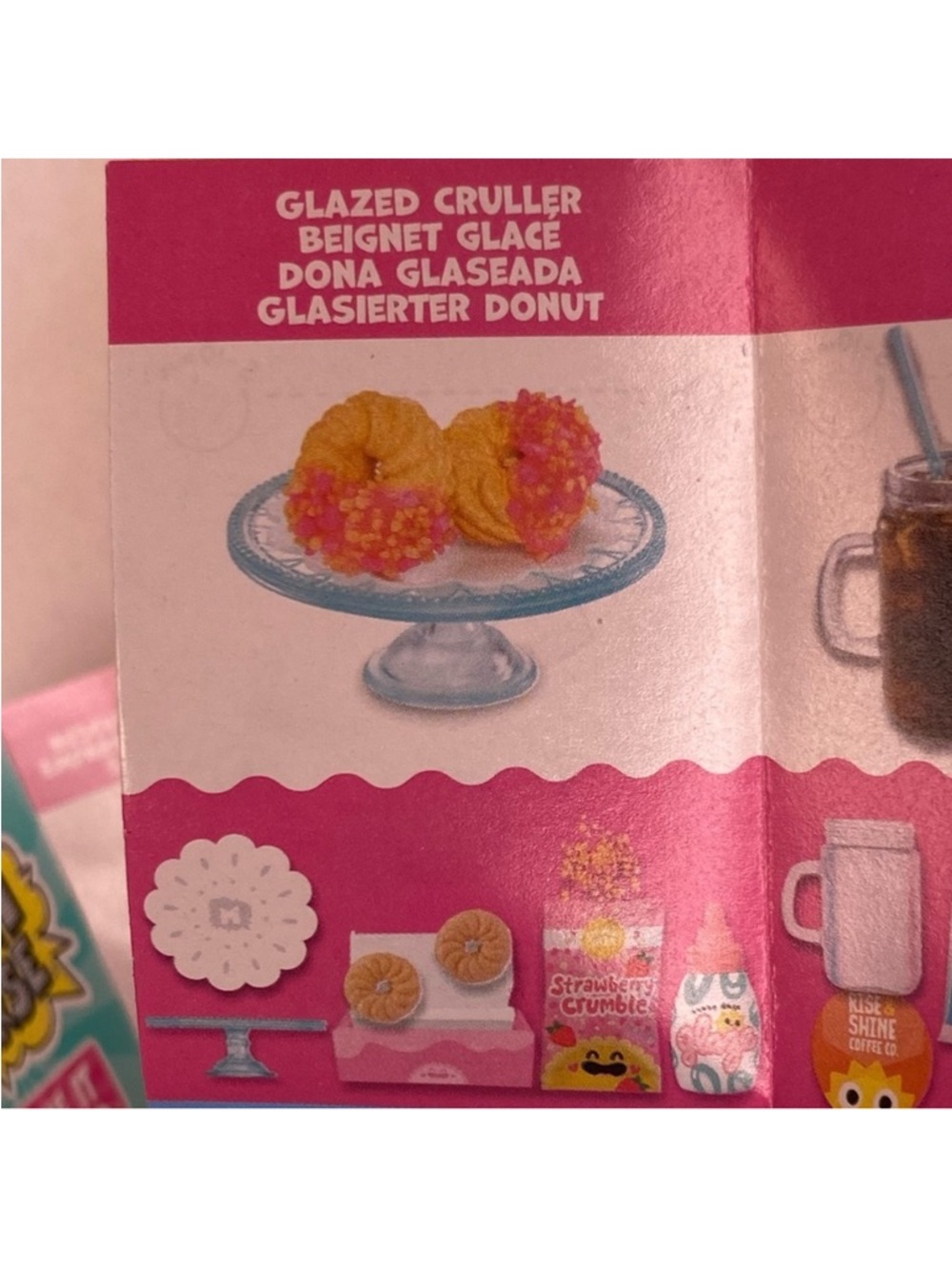 Miniverse Glazed Cruller